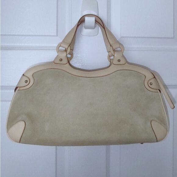 Ferragamo suede gancini shoulder bag EUC - Picture 6 of 10